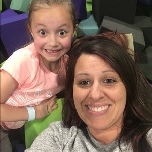 Meet your Posher, Toni